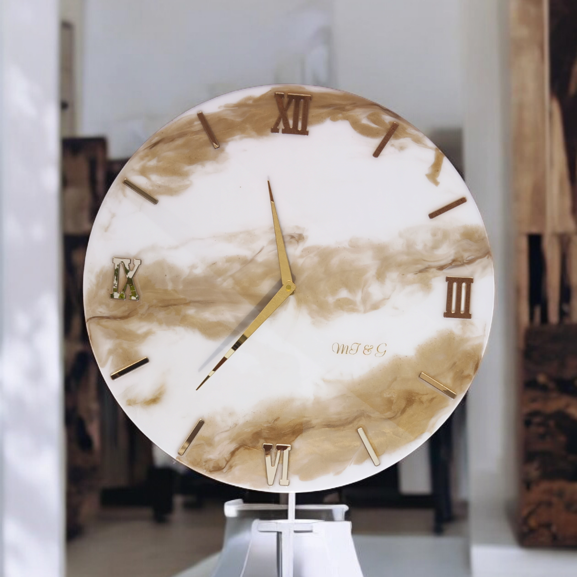 Orologio di design in resina effetto marmo fatto a mano Pollon Resinart