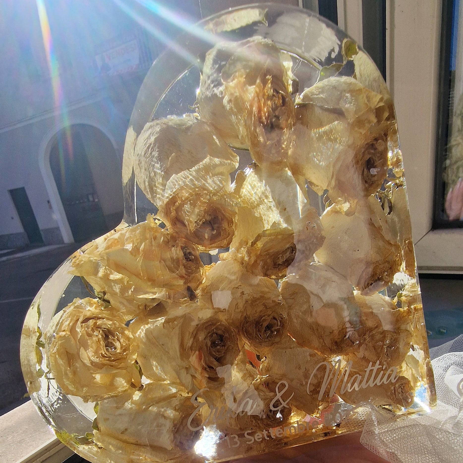 Conservazione bouquet da sposa in resina forma cuore Pollon Resin Art