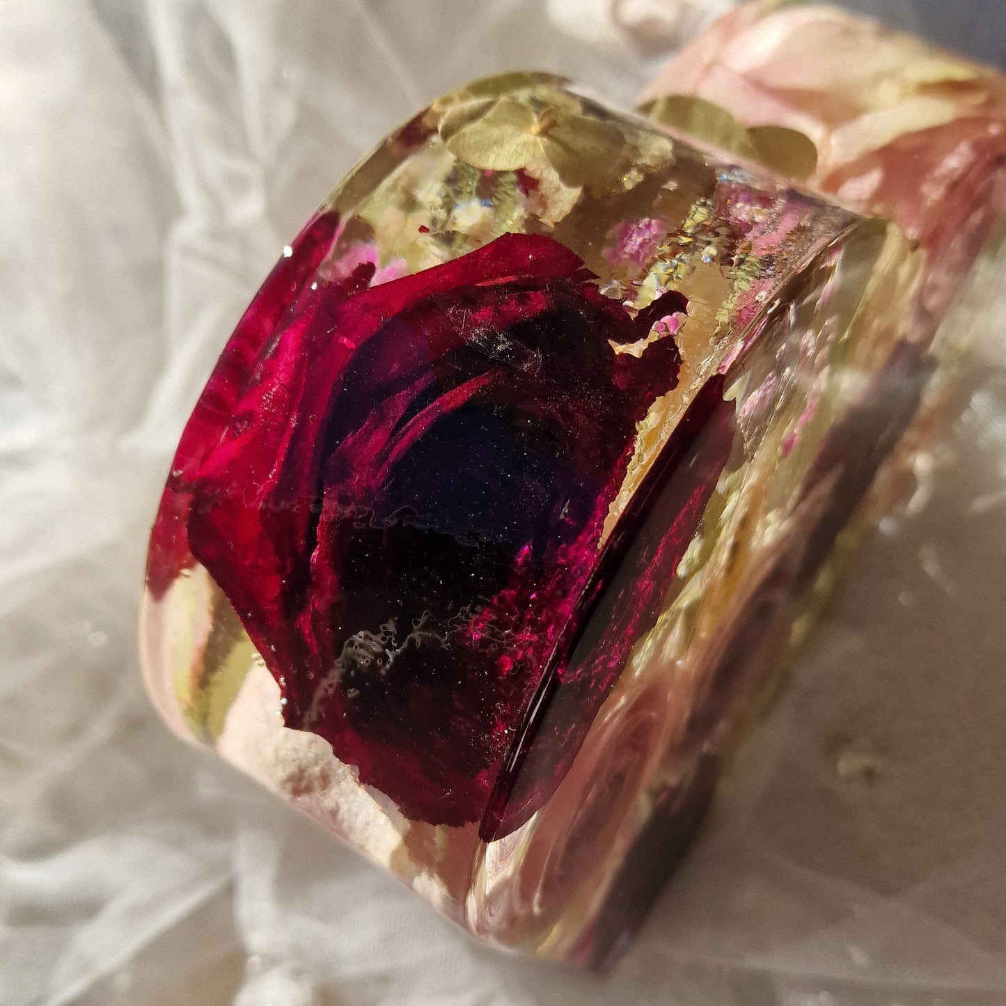 Conservazione bouquet da sposa in resina forma cuore Pollon Resin Art