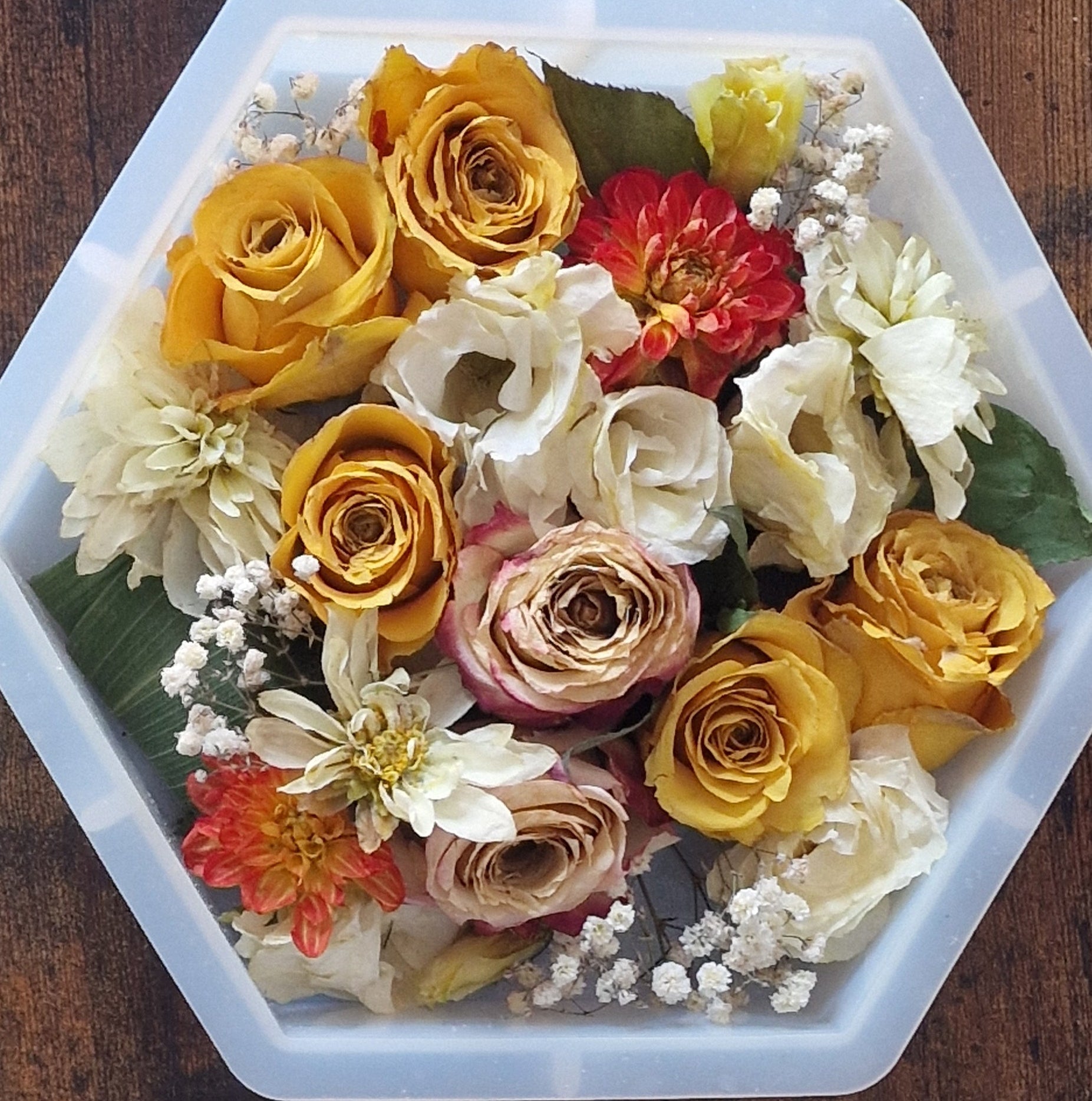 Conservazione bouquet da sposa in resina forma esagono Pollon Resin Art